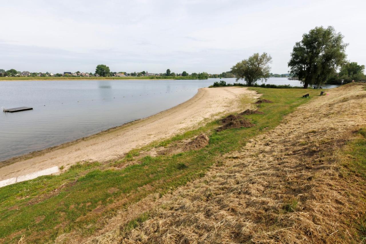 Kek Aan De Maas Holiday home